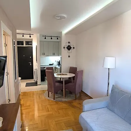 Apartment Twins